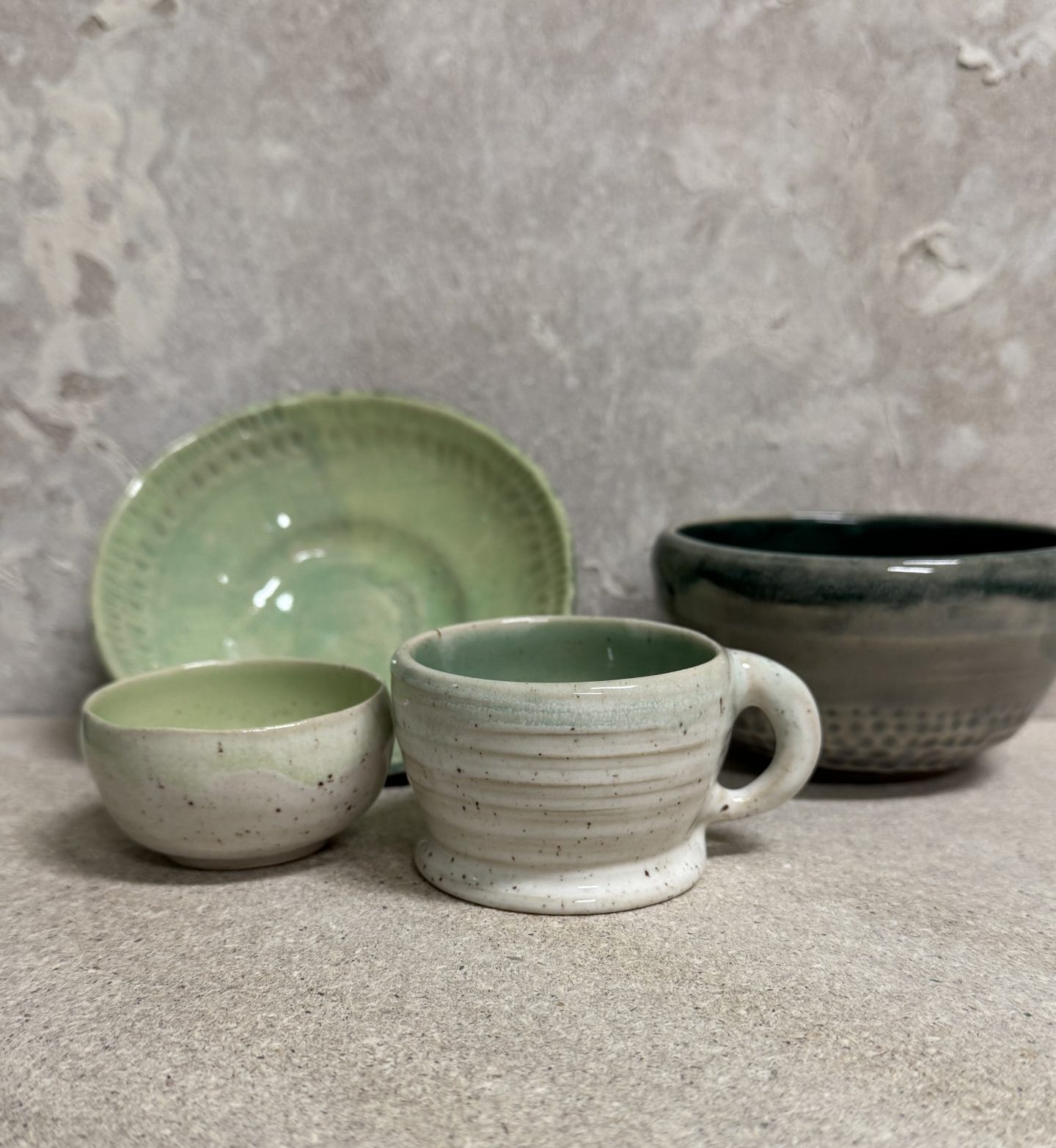 Werkstücke Teilnehmerin Intensivkurs - Töpfern auf der Scheibe bei Verenics